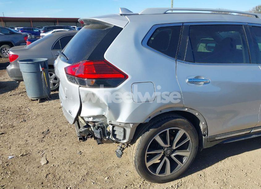 Photo 18 of 2017 Nissan Rogue SL (VIN 5N1AT2MT6HC782502)