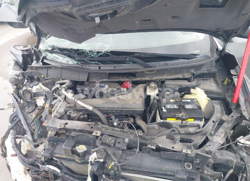 Photo 10 of 2017 Nissan Rogue S (VIN 5N1AT2MT6HC845565)