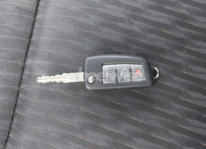 Photo 11 of 2017 Nissan Rogue S (VIN 5N1AT2MT6HC845565)