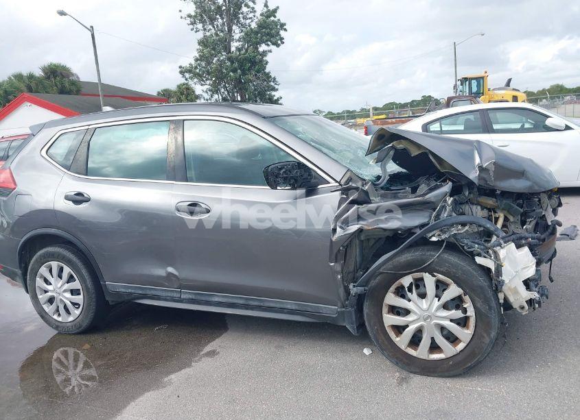 Photo 18 of 2017 Nissan Rogue S (VIN 5N1AT2MT6HC845565)