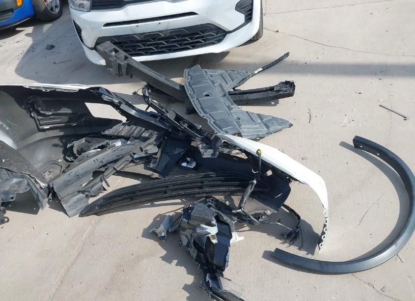 Photo 12 of 2017 Nissan Rogue SV (VIN 5N1AT2MT6HC867307)