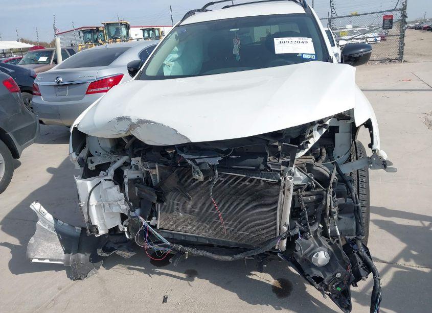 Photo 13 of 2017 Nissan Rogue SV (VIN 5N1AT2MT6HC867307)