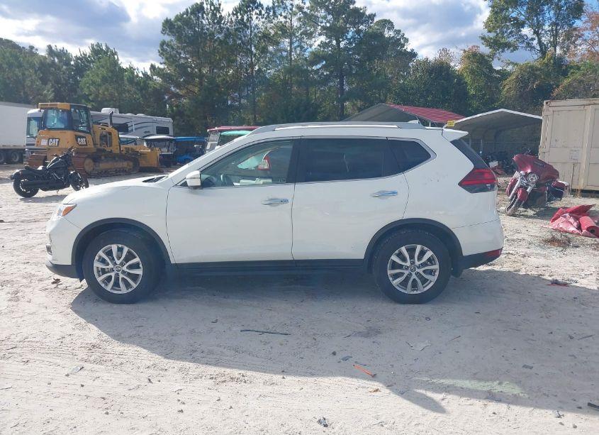 Photo 14 of 2017 Nissan Rogue SV (VIN 5N1AT2MT6HC885998)