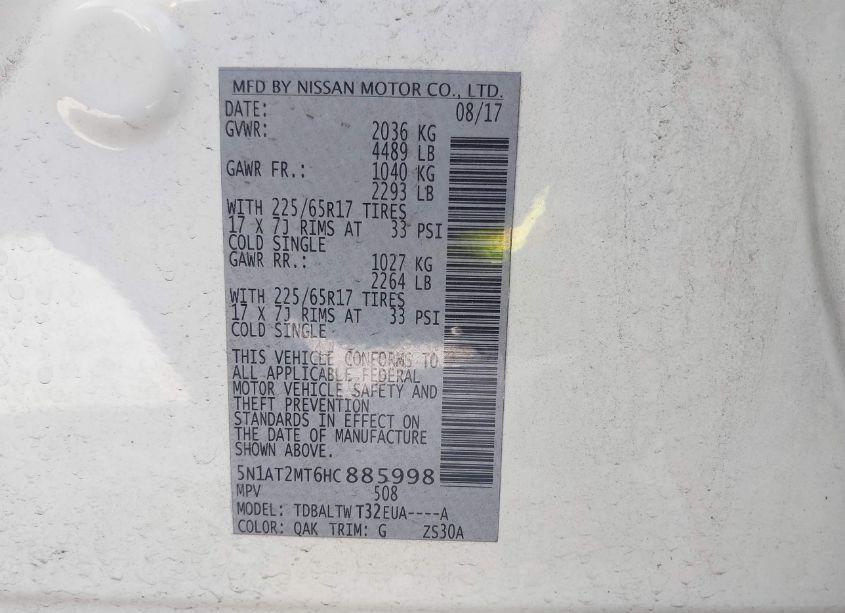 Photo 9 of 2017 Nissan Rogue SV (VIN 5N1AT2MT6HC885998)