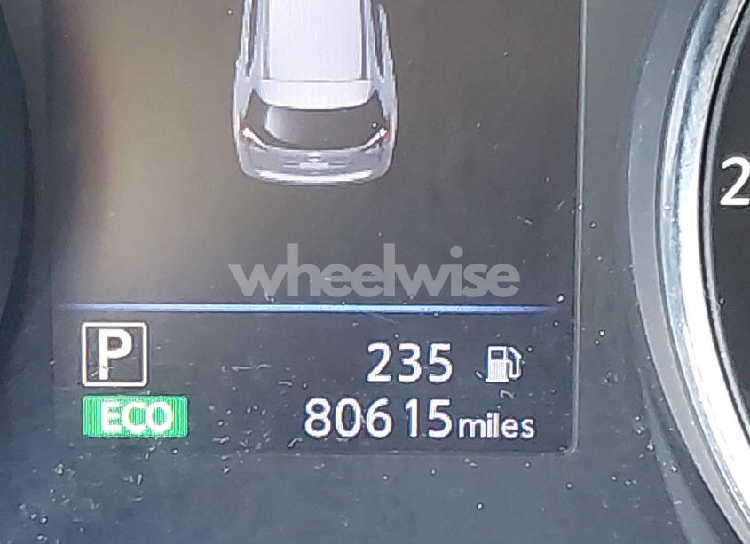 Photo 16 of 2018 Nissan Rogue SV (VIN 5N1AT2MT6JC718255)