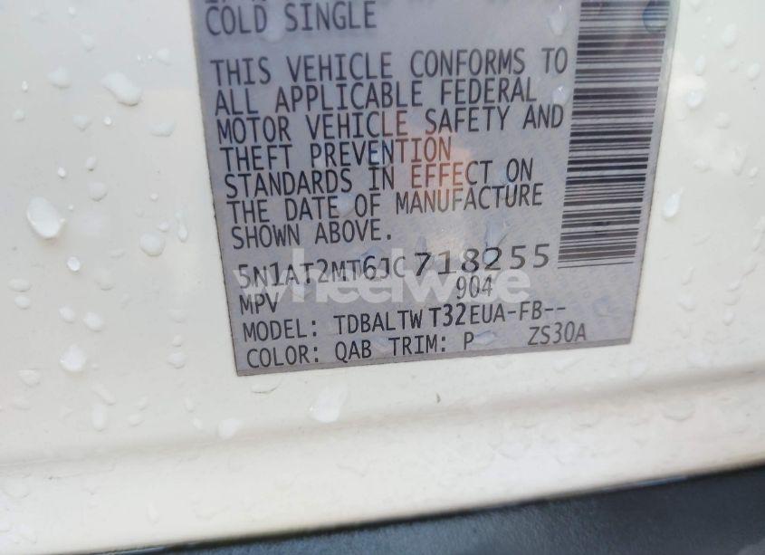 Photo 9 of 2018 Nissan Rogue SV (VIN 5N1AT2MT6JC718255)