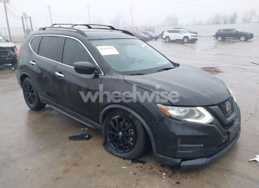 2018 Nissan Rogue SV (VIN 5N1AT2MT6JC726503) main photo