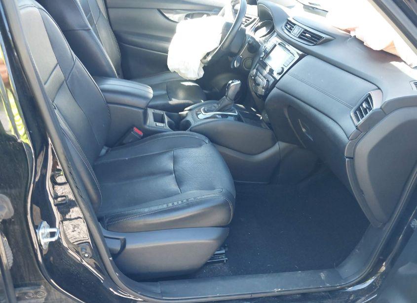 Photo 5 of 2018 Nissan Rogue SL (VIN 5N1AT2MT6JC735332)