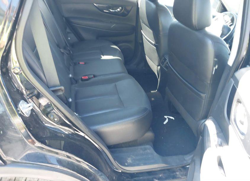 Photo 8 of 2018 Nissan Rogue SL (VIN 5N1AT2MT6JC735332)