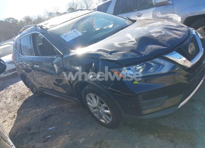 2018 Nissan Rogue SV (VIN 5N1AT2MT6JC765883) main photo