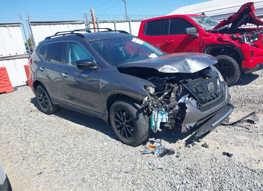 2018 Nissan Rogue SV (VIN 5N1AT2MT6JC783204) main photo