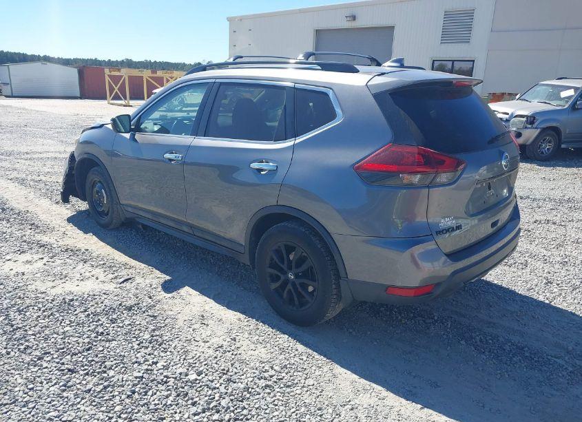 Photo 3 of 2018 Nissan Rogue SV (VIN 5N1AT2MT6JC783204)
