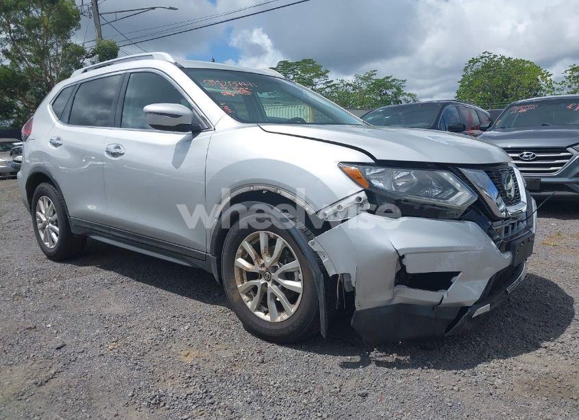 2018 Nissan Rogue SV (VIN 5N1AT2MT6JC803483) main photo