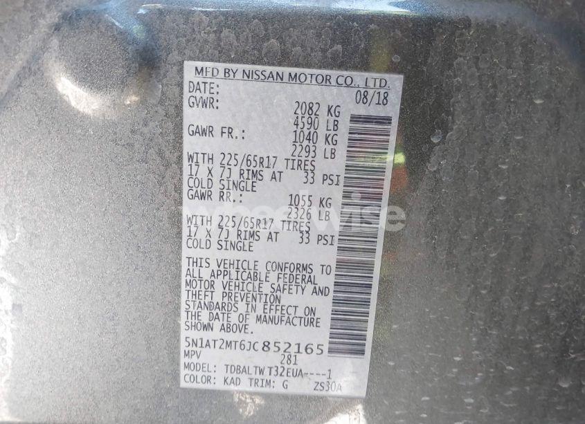 Photo 9 of 2018 Nissan Rogue SV (VIN 5N1AT2MT6JC852165)