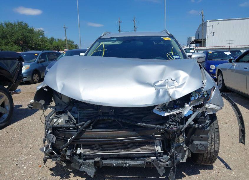 Photo 12 of 2019 Nissan Rogue S (VIN 5N1AT2MT6KC713753)