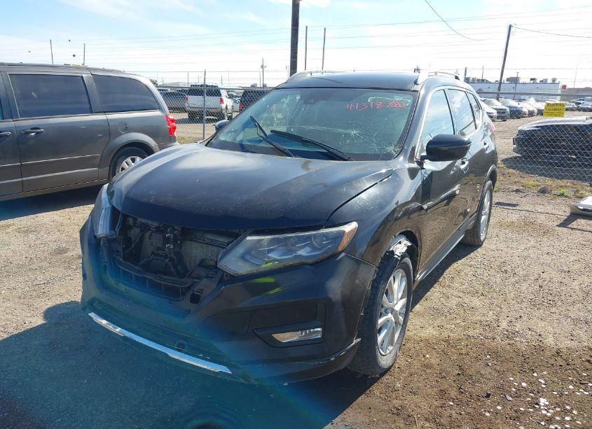 Photo 6 of 2019 Nissan Rogue S (VIN 5N1AT2MT6KC720332)