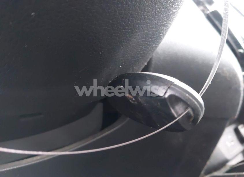 Photo 11 of 2019 Nissan Rogue SV (VIN 5N1AT2MT6KC737955)