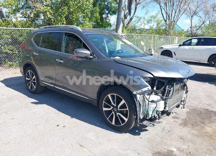 2019 Nissan Rogue SL (VIN 5N1AT2MT6KC739687) main photo