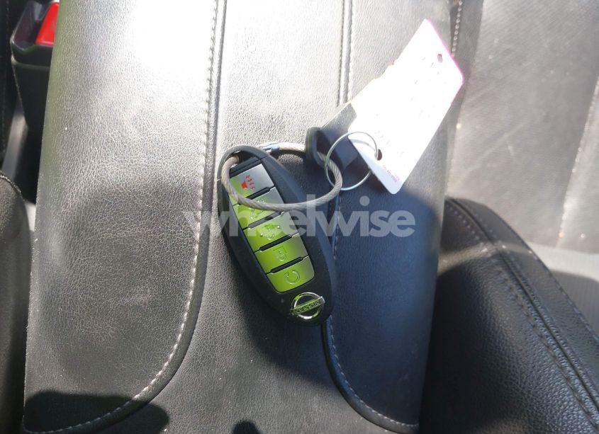 Photo 11 of 2019 Nissan Rogue SL (VIN 5N1AT2MT6KC739687)