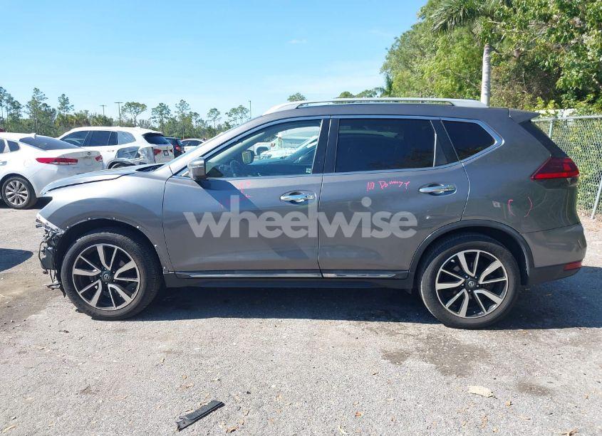 Photo 14 of 2019 Nissan Rogue SL (VIN 5N1AT2MT6KC739687)