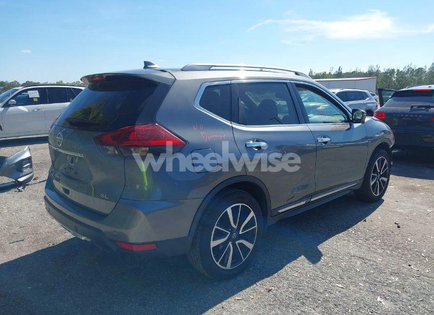 Photo 4 of 2019 Nissan Rogue SL (VIN 5N1AT2MT6KC739687)