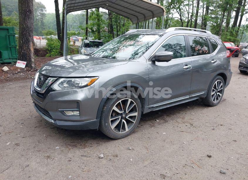 Photo 2 of 2019 Nissan Rogue SL (VIN 5N1AT2MT6KC759034)