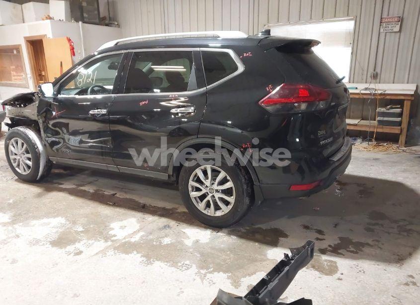 Photo 3 of 2019 Nissan Rogue S/SL/SV (VIN 5N1AT2MT6KC763861)