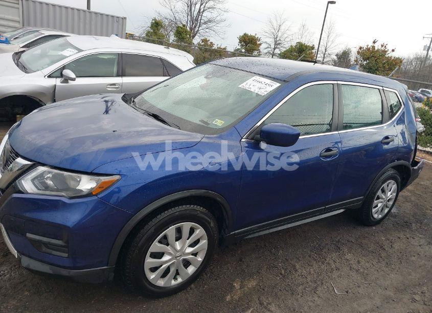 Photo 14 of 2019 Nissan Rogue S (VIN 5N1AT2MT6KC773239)
