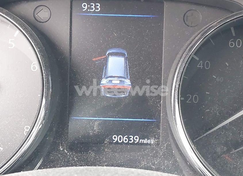 Photo 15 of 2019 Nissan Rogue S (VIN 5N1AT2MT6KC773239)