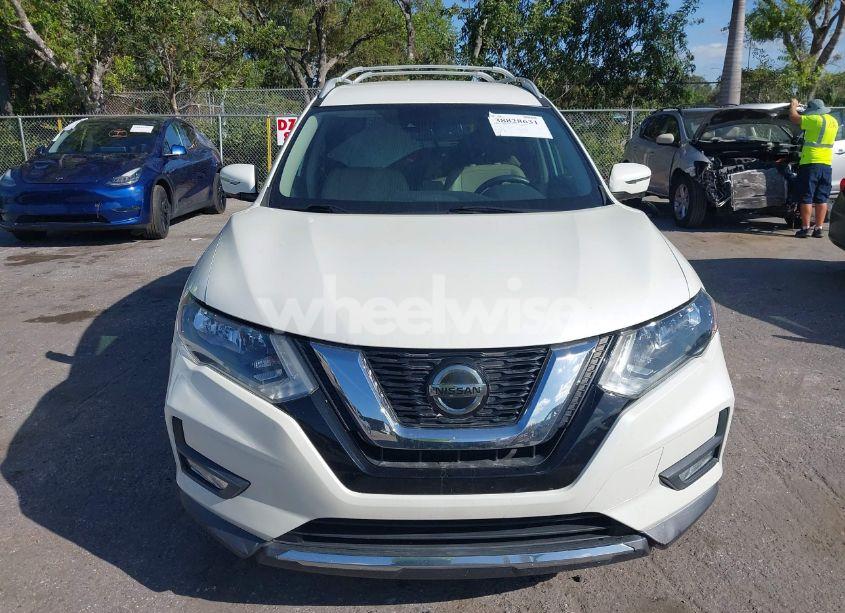 Photo 12 of 2019 Nissan Rogue SL (VIN 5N1AT2MT6KC814694)
