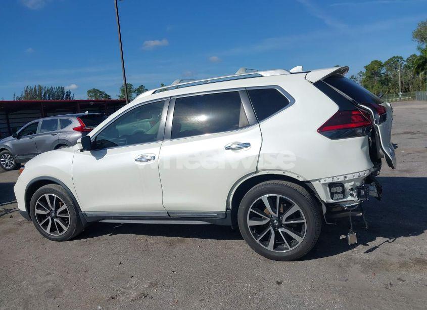 Photo 14 of 2019 Nissan Rogue SL (VIN 5N1AT2MT6KC814694)