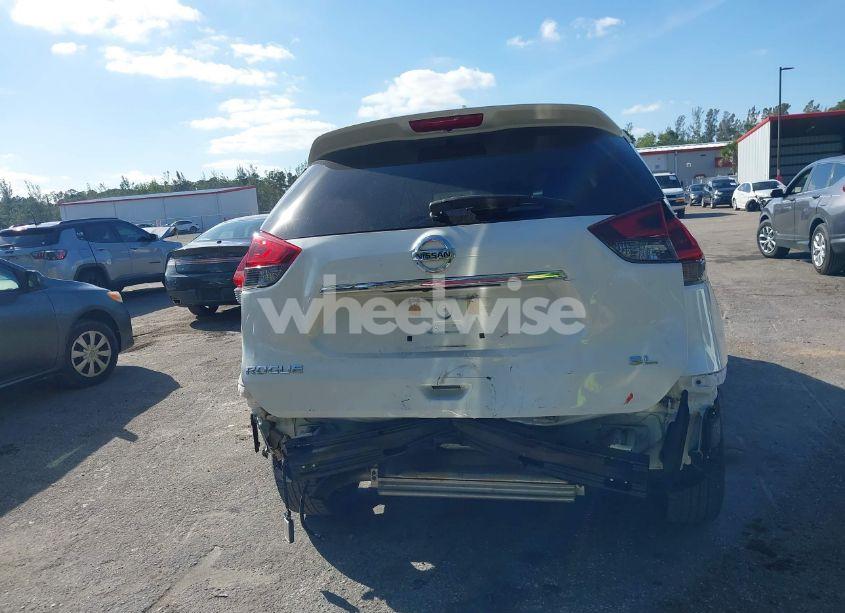 Photo 16 of 2019 Nissan Rogue SL (VIN 5N1AT2MT6KC814694)