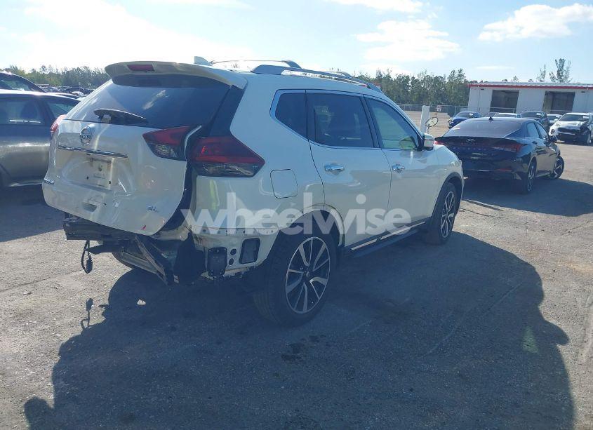 Photo 4 of 2019 Nissan Rogue SL (VIN 5N1AT2MT6KC814694)