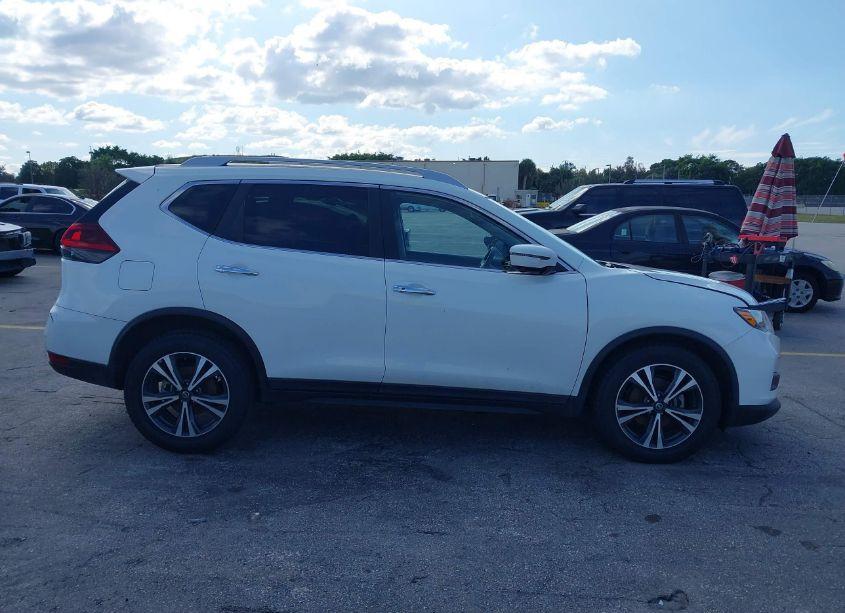 Photo 15 of 2020 Nissan Rogue SV FWD (VIN 5N1AT2MT6LC782945)