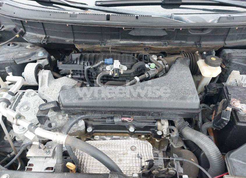 Photo 10 of 2015 Nissan Rogue SV (VIN 5N1AT2MT7FC769836)