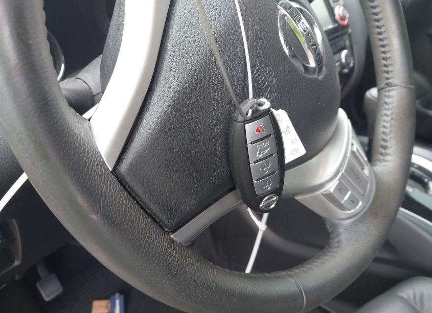 Photo 11 of 2015 Nissan Rogue SL (VIN 5N1AT2MT7FC809865)