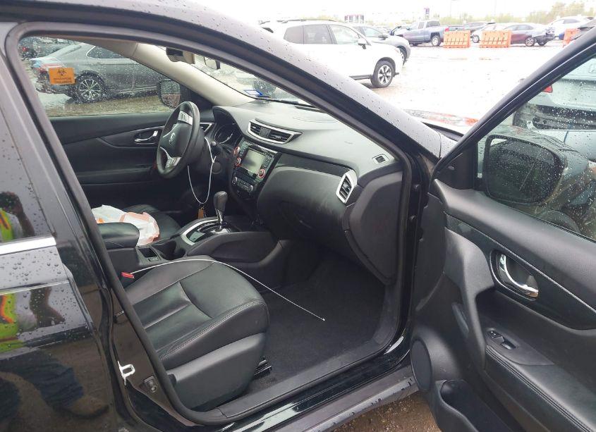 Photo 5 of 2015 Nissan Rogue SL (VIN 5N1AT2MT7FC809865)