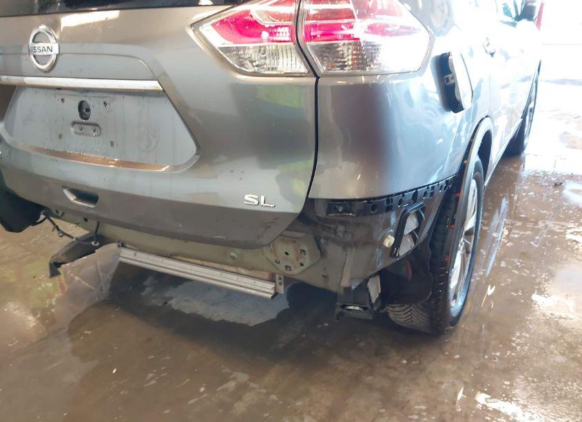 Photo 19 of 2015 Nissan Rogue SL (VIN 5N1AT2MT7FC816220)