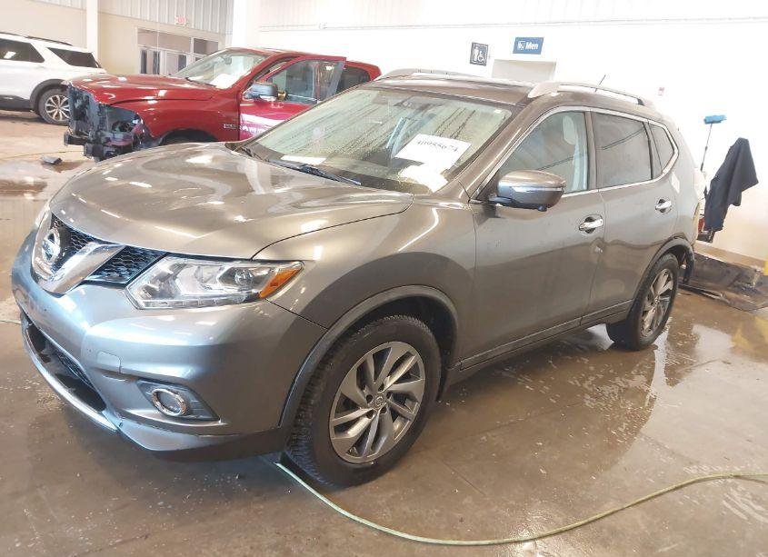 Photo 2 of 2015 Nissan Rogue SL (VIN 5N1AT2MT7FC816220)