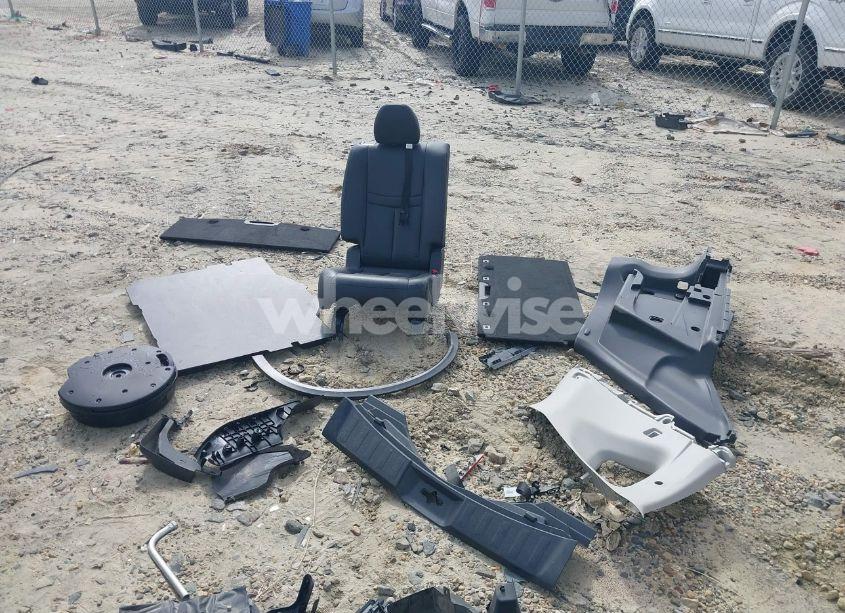 Photo 12 of 2015 Nissan Rogue SL (VIN 5N1AT2MT7FC821918)