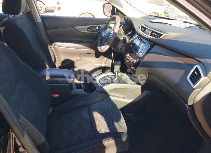 Photo 5 of 2015 Nissan Rogue SV (VIN 5N1AT2MT7FC824639)