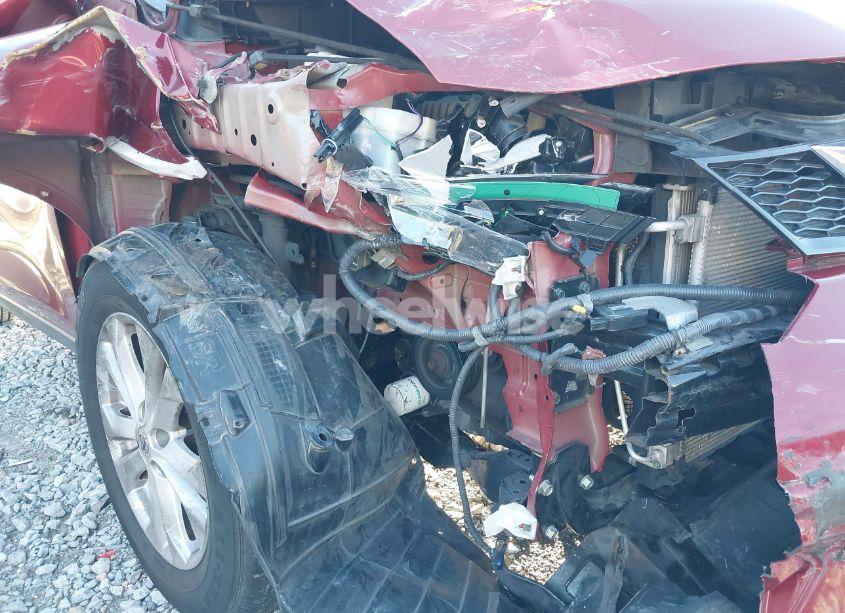 Photo 6 of 2015 Nissan Rogue SV (VIN 5N1AT2MT7FC840100)