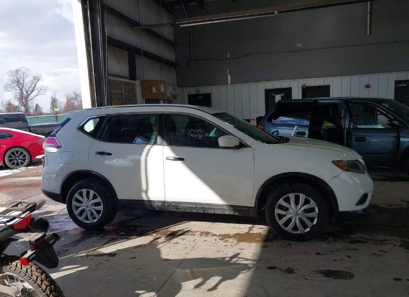 Photo 13 of 2016 Nissan Rogue S/SL/SV (VIN 5N1AT2MT7GC828112)