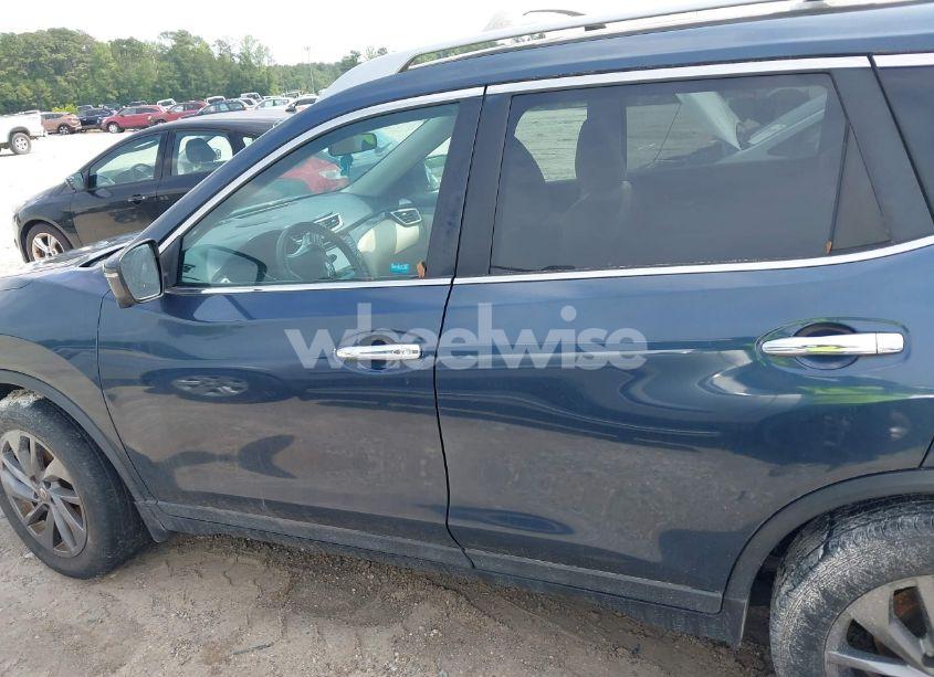 Photo 14 of 2016 Nissan Rogue SL (VIN 5N1AT2MT7GC874586)