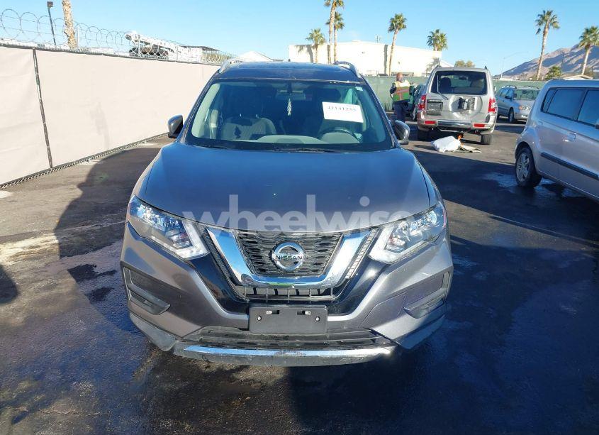 Photo 13 of 2017 Nissan Rogue SV (VIN 5N1AT2MT7HC767765)