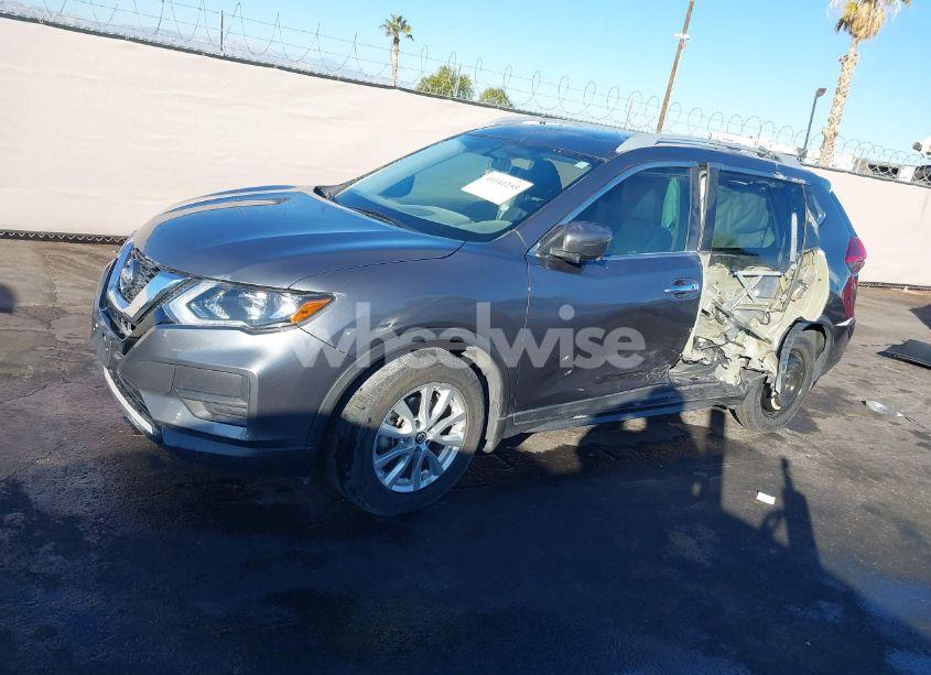 Photo 15 of 2017 Nissan Rogue SV (VIN 5N1AT2MT7HC767765)