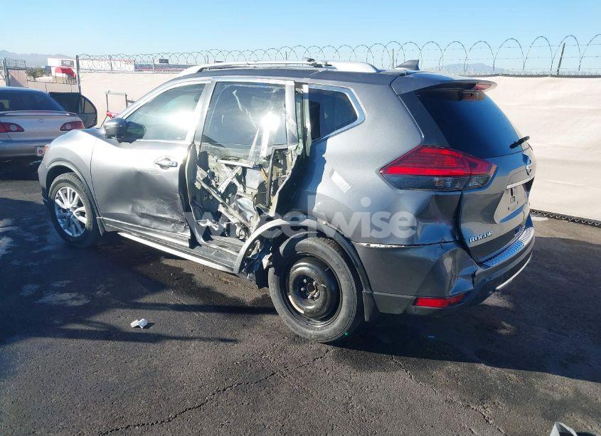 Photo 3 of 2017 Nissan Rogue SV (VIN 5N1AT2MT7HC767765)