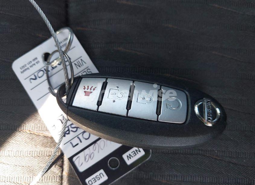 Photo 11 of 2017 Nissan Rogue SV (VIN 5N1AT2MT7HC769872)