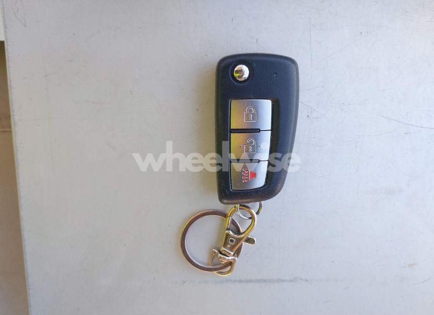 Photo 11 of 2017 Nissan Rogue S (VIN 5N1AT2MT7HC778183)