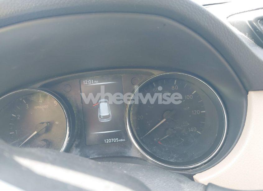 Photo 7 of 2017 Nissan Rogue S (VIN 5N1AT2MT7HC778183)